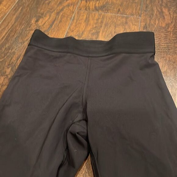 Lululemon To The Beat Crop black size 6 in EUC reflective soulcycle lululemon - Picture 3 of 11